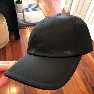 ALO Yoga Satin Off Duty Hat